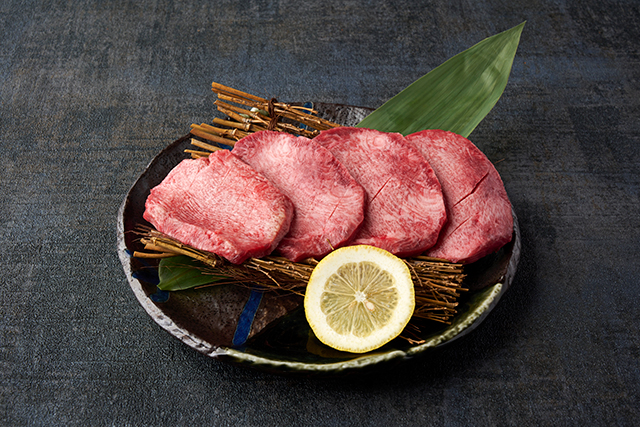 上質なタンを多彩な味わいで