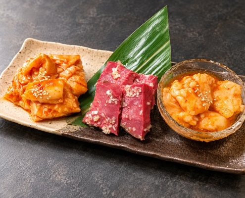 銀座 焼肉伊達の上ミノ・上ホルモン・ハツの和牛ホルモン盛り合わせ